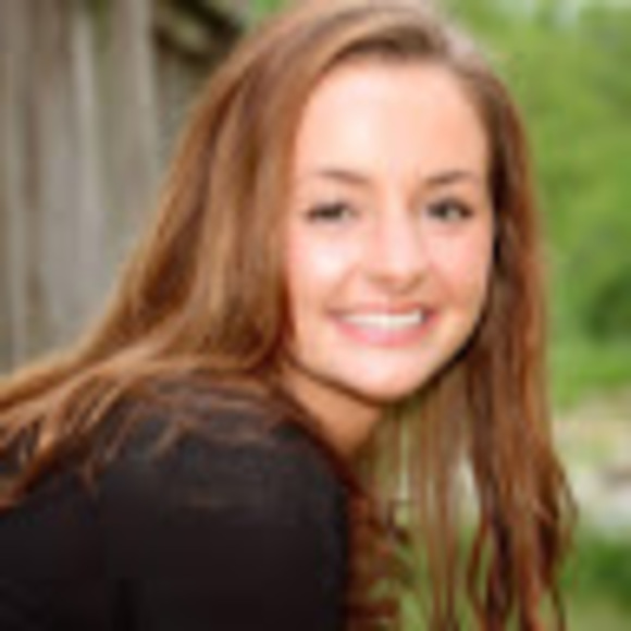 Meet your Posher, Brittany - Picture 1 of 1